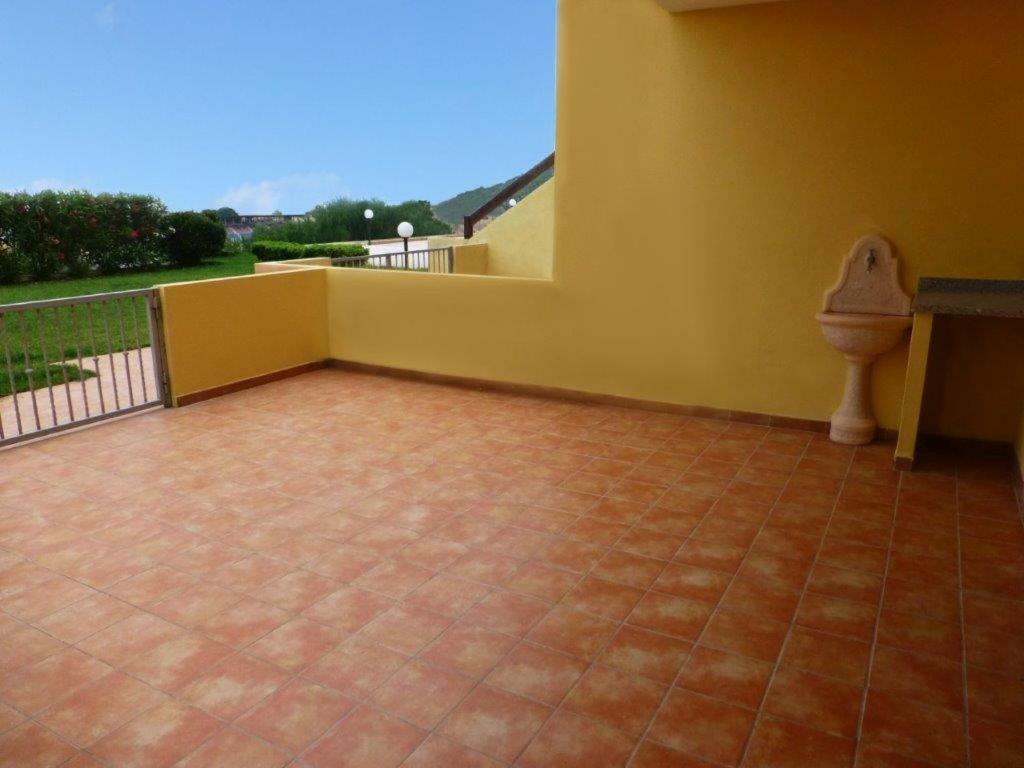 Happy Sun Apartment Кастелсардо Екстериор снимка